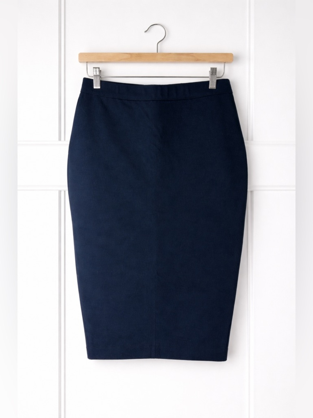 Abercrombie & Fitch Black Pencil Skirt - Classic Straight Fit
